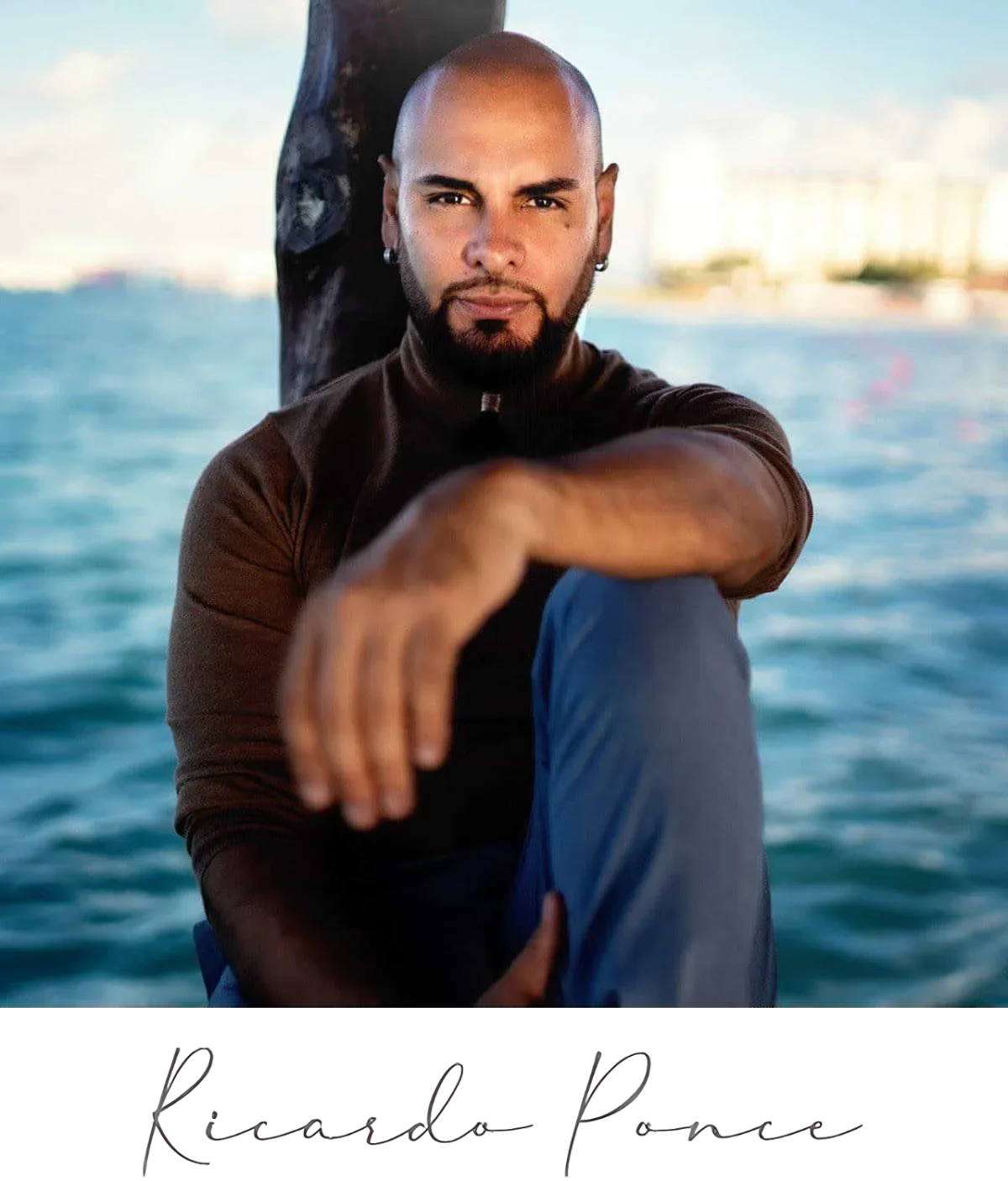 ricardo ponce con firma